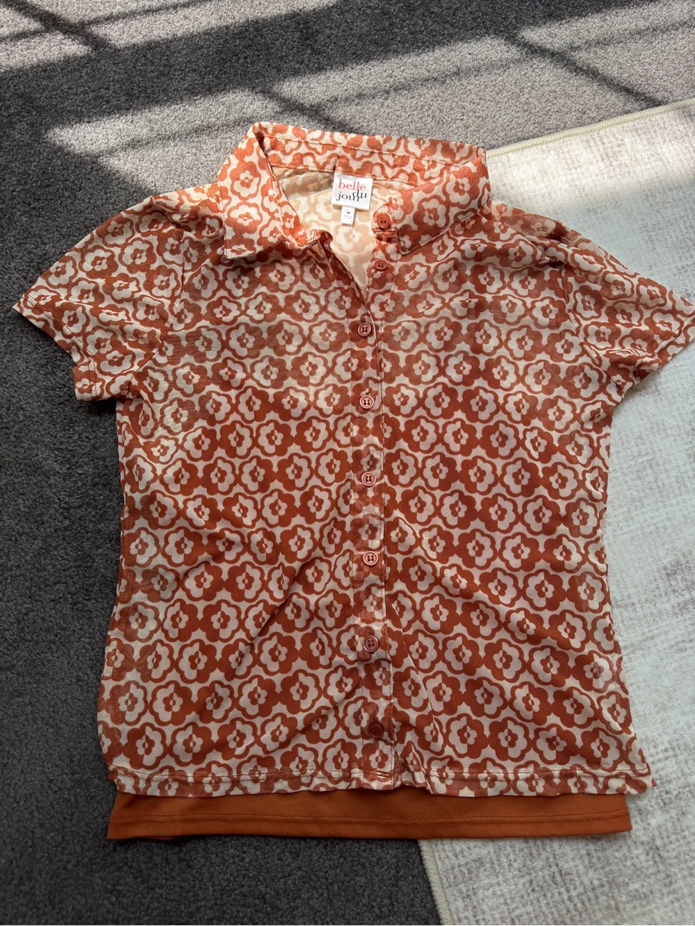 Belle du Jour Brown/White Floral Mesh Collared Blouse Short Sleeve M